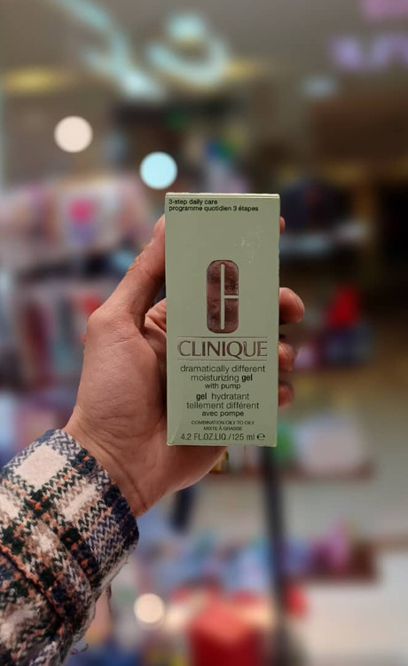 آبرسان کلینیک مخصوص پوست چرب