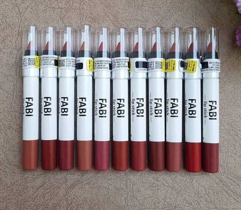 رژ مدادی فابی ایتالیا کاملا ضد آب